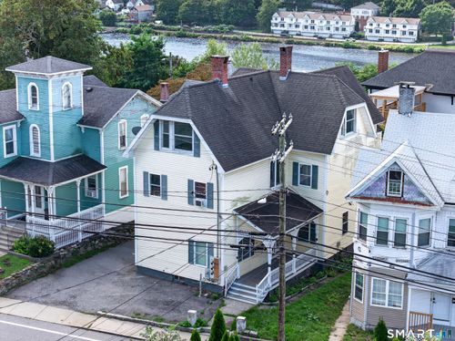 111 Laurel Hill Ave, Norwich, CT, 06360-6328 | Card Image