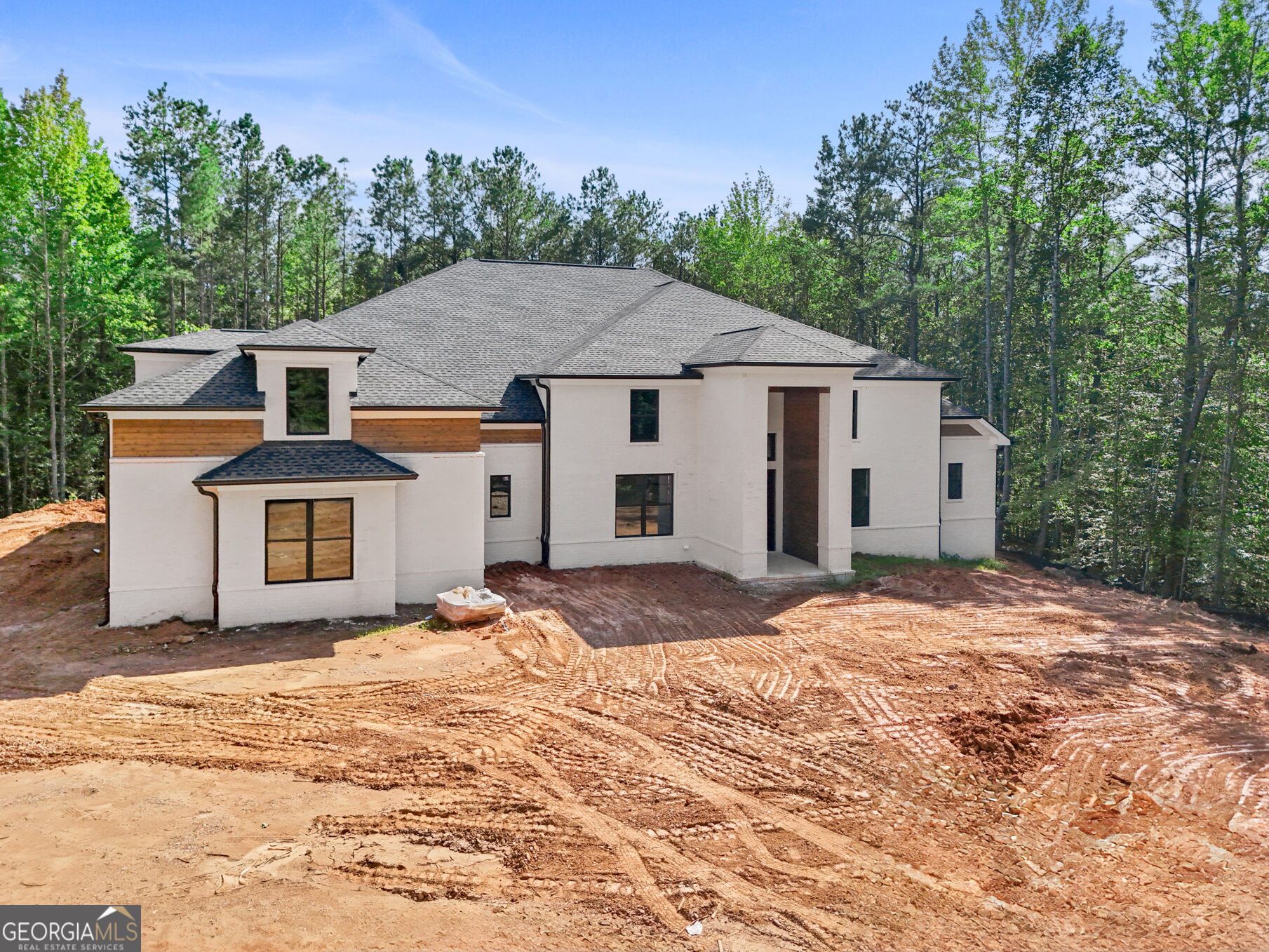 Residential in Chattahoochee Hills 2