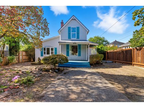 7453 N Stockton Ave, Portland, OR, 97203-4538 | Card Image