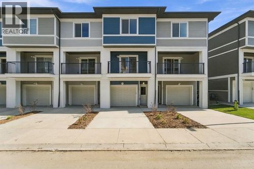 200 Belmont St Sw, Calgary, AB, T2X4W1 | Card Image
