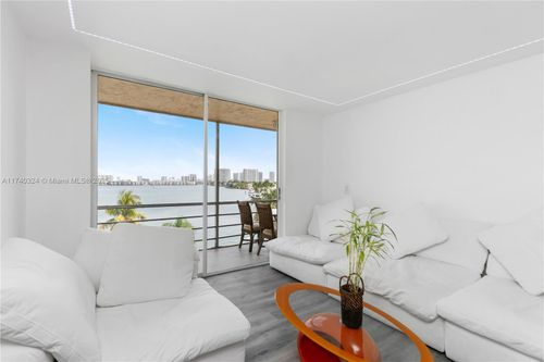 apt-5j-2821 Ne 163rd St, North Miami Beach, FL, 33160-4432 | Card Image