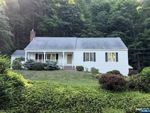50 Rockledge Rd, Montville, NJ, 07045-9710 | Card Image