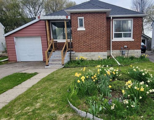 61 Stirling Ave S, Kitchener, ON, N2G3N8 | Card Image