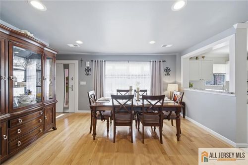 47 Kendall Dr, Parlin, NJ, 08859-1187 | Card Image