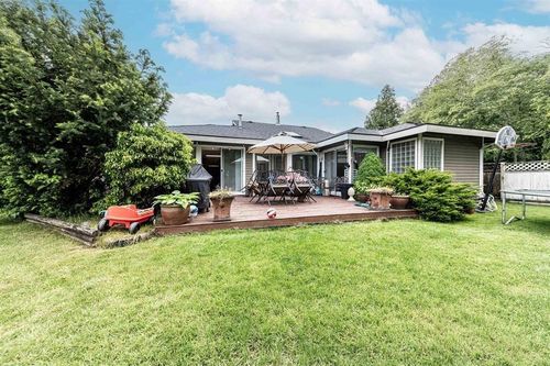14636 18 Ave, Surrey, BC, V4A7R3 | Card Image