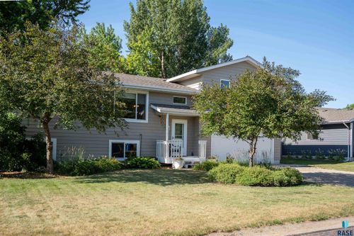 507 W Mary St St Street, Worthing, SD, 57077 | Card Image