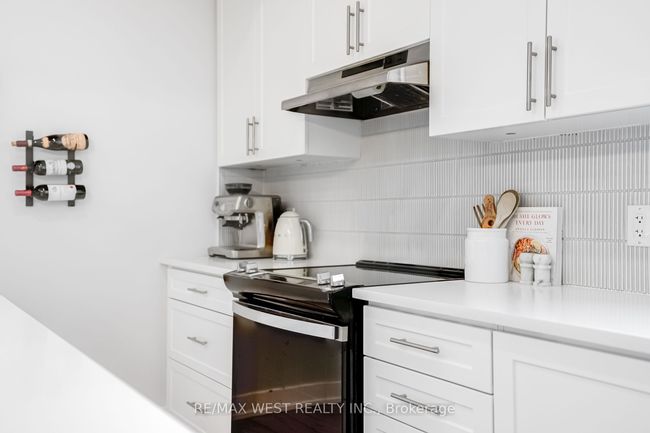223 - 9570 Islington Ave, Condo with 3 bedrooms, 3 bathrooms and null parking in Vaughan ON | Image 11