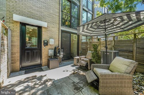 11467 Washington Plz W, RESTON, VA, 20190-4311 | Card Image