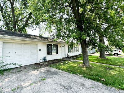 605 Montrose Drive, House other with 3 bedrooms, 1 bathrooms and 1 parking in Romeoville IL | Image 2