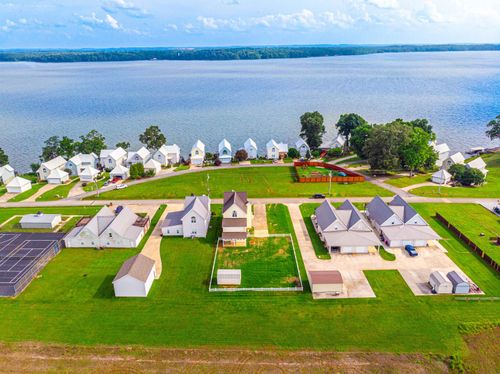 5329 Bay Village Dr, Athens, AL, 35611-8706 | Card Image