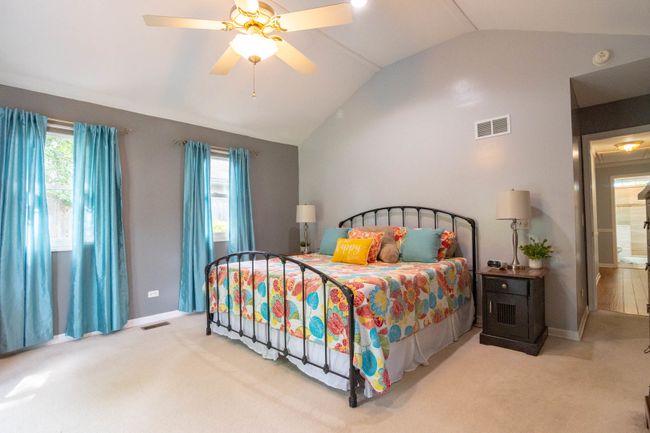2142 Hawthorne Ln, House other with 3 bedrooms, 2 bathrooms and 12 parking in WAUKEGAN IL | Image 11