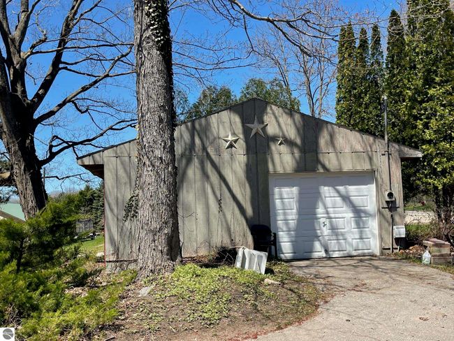 9690 Lake St, House other with 4 bedrooms, 2 bathrooms and null parking in Ellsworth MI | Image 20