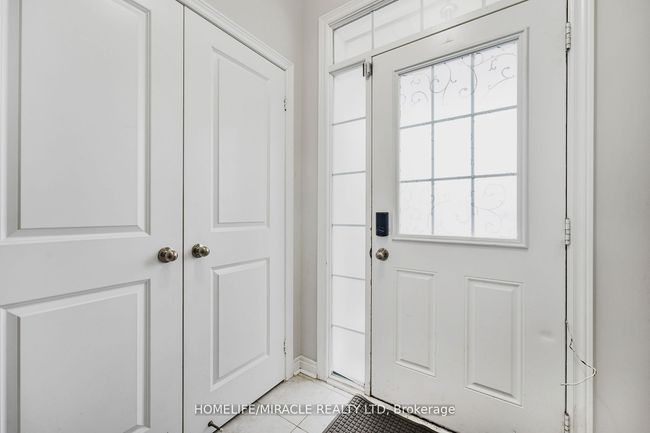 36 Bernadino St, House attached with 4 bedrooms, 3 bathrooms and 2 parking in Brampton ON | Image 5