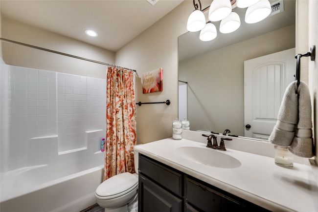 906 Chaparral Trl, Home with 3 bedrooms, 3 bathrooms and null parking in Midlothian TX | Image 24