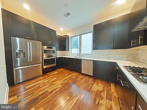 apt-9-117 Quarry St, PHILADELPHIA, PA, 19106-2047 | Card Image