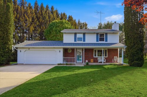 W1479 Meadow View Ct, Holland, WI, 53070 | Card Image