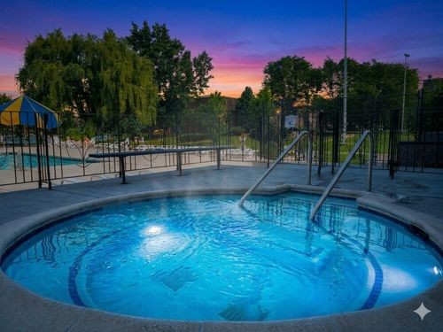 2s-9374 Bay Colony Dr, Des Plaines, IL, 60016-3759 | Card Image