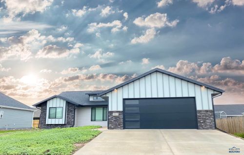 lot-26-13837 Riata Loop, Piedmont, SD, 57769-5027 | Card Image