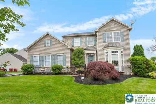 4257 Foxwood Cir, Easton, PA, 18040-6676 | Card Image