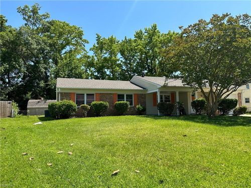 417 Carnegie Rd, Virginia Beach, VA, 23452-6613 | Card Image