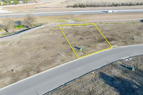 913 N Speyside Cir, Andover, KS, 67002-8990 | Card Image