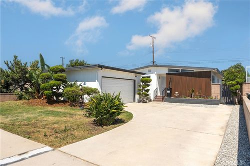 16928 S Raymond Pl, Gardena, CA, 90247-5536 | Card Image