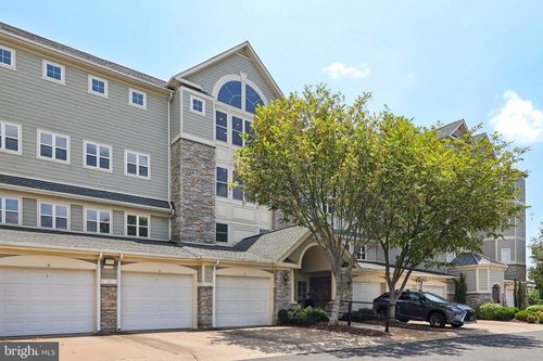 apt-104-1621 Ladue Ct, WOODBRIDGE, VA, 22191-5541 | Card Image