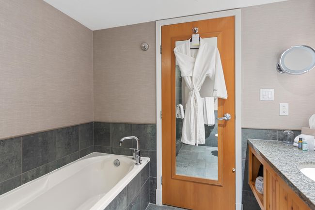 958 - 4090 Whistler Way, Condo with 1 bedrooms, 1 bathrooms and null parking in Whistler BC | Image 20