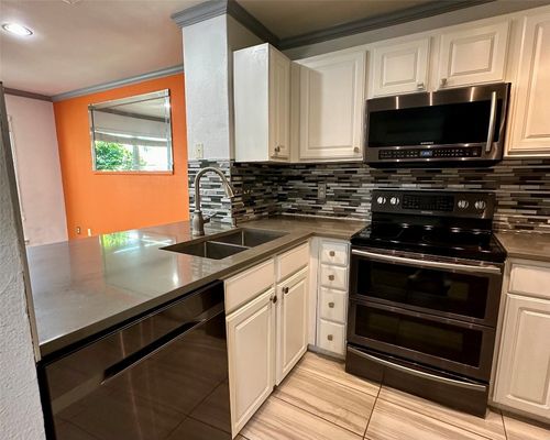 apt-5b-2018 W Rundberg Ln, Austin, TX, 78758-5971 | Card Image