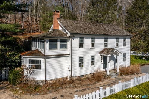 32 Wykeham Rd, Washington, CT, 06793-1309 | Card Image