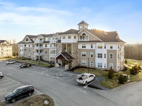 305-3 Longview Dr, Atkinson, NH, 03811 | Card Image