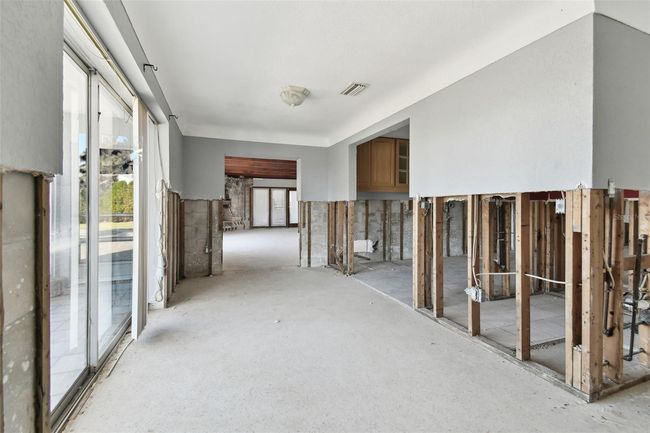 568 Johns Pass Ave, House other with 4 bedrooms, 3 bathrooms and null parking in MADEIRA BEACH FL | Image 32