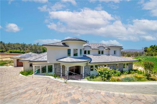 1538 Jade St, Santa Ana, CA, 92705 | Card Image