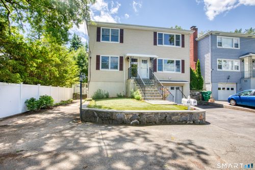 1-8 Ridge Pl, Greenwich, CT, 06831-5113 | Card Image