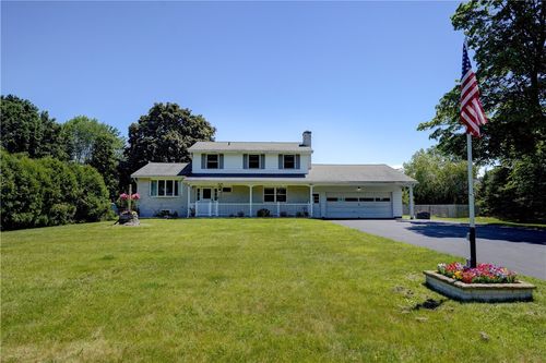 316 Webster Rd, Webster, NY, 14580-9584 | Card Image