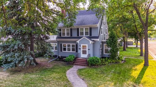 803 10th St S, Moorhead, MN, 56560-3542 | Card Image
