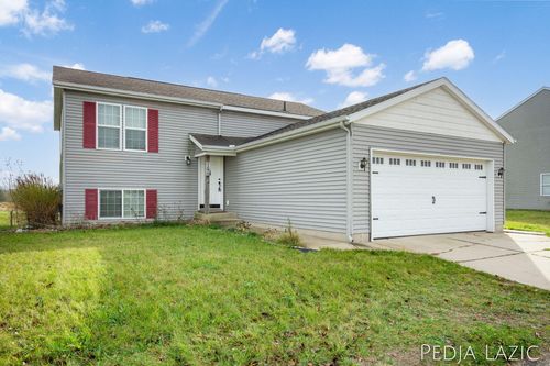 11675 Bear Meadows Drive Se, Alto, MI, 49302 | Card Image