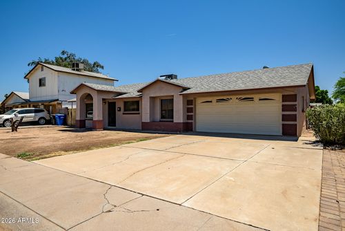 8813 W Turney Ave, Phoenix, AZ, 85037-1748 | Card Image