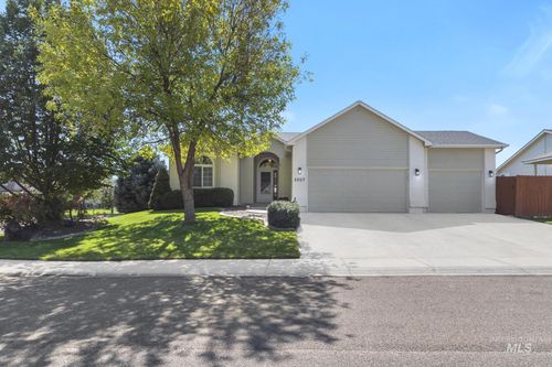 2007 W Blossom Ave, Nampa, ID, 83651-8365 | Card Image