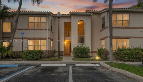 1527-3340 Pinewalk Dr N, Margate, FL, 33063-7841 | Card Image