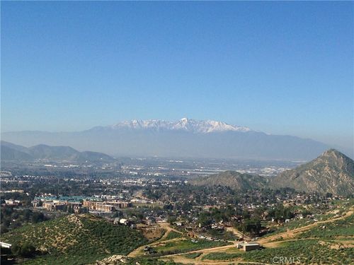 20610 Hill Top Dr, Riverside, CA, 92507-6108 | Card Image