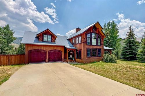 252 Cascadilla St, Crested Butte, CO, 81224-9735 | Card Image