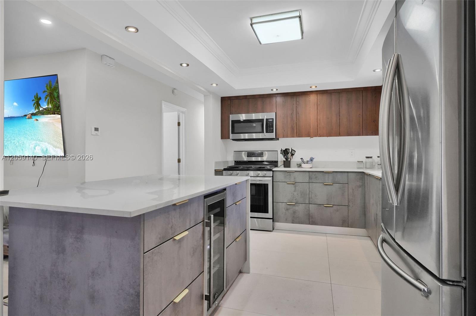 Residential in Hollywood 4