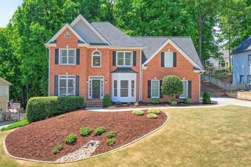 4374 Silver Peak Pkwy, Suwanee, GA, 30024-4016 | Card Image