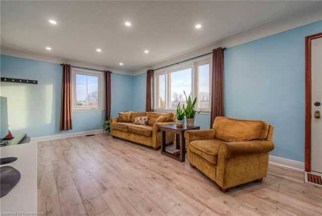 1327 Queen St, House other with 4 bedrooms, 1 bathrooms and 12 parking in New Dundee ON | Image 15
