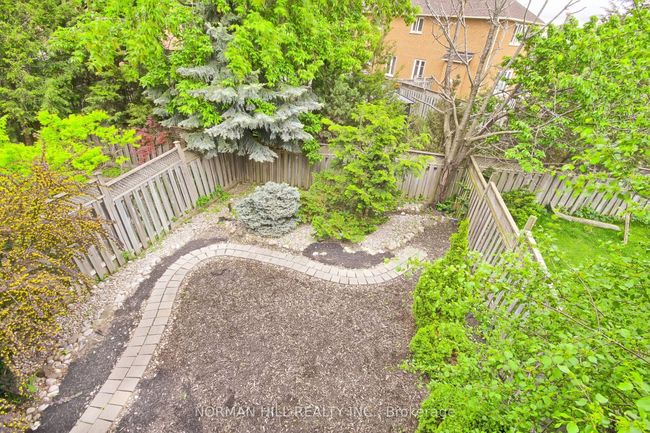7 Bridlepath St, House attached with 3 bedrooms, 4 bathrooms and 3 parking in Richmond Hill ON | Image 36