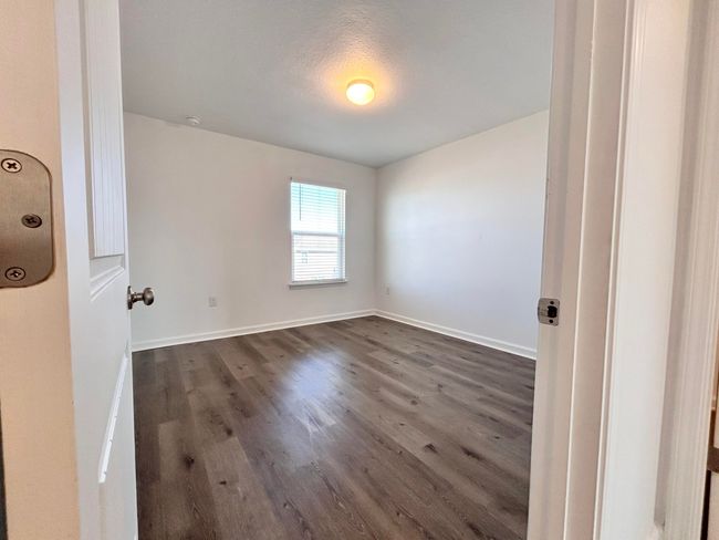 28 Upstairs Bedroom 1 | Image 29