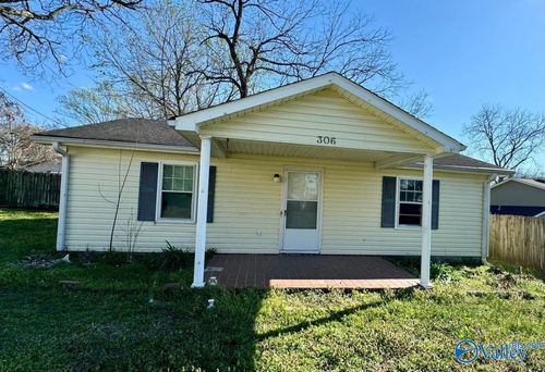 306 Rock St Se, Hartselle, AL, 35640-3340 | Card Image