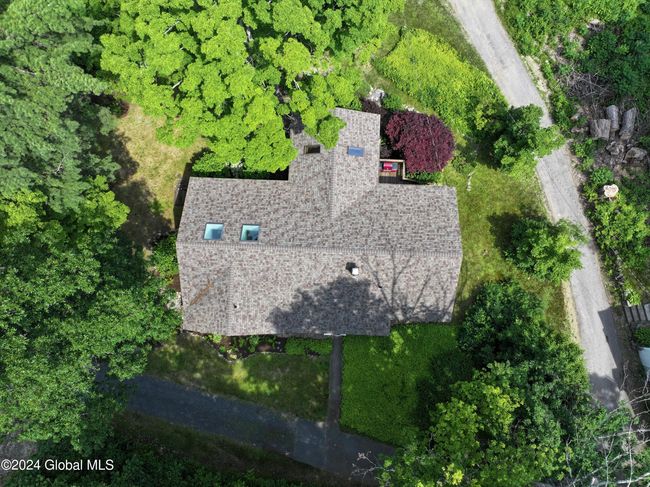 8 Sunrise Ct, House other with 3 bedrooms, 2 bathrooms and 6 parking in Silver Bay NY | Image 35
