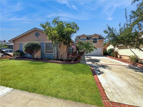 503 Traverse Dr, Costa Mesa, CA, 92626-3116 | Card Image